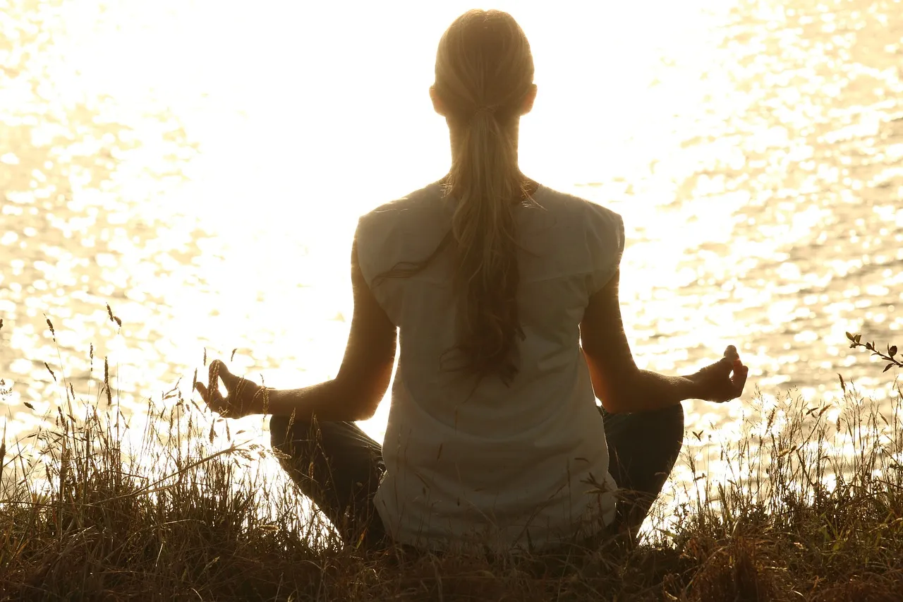 7 Surprising Mental Health Benefits of Daily Meditation